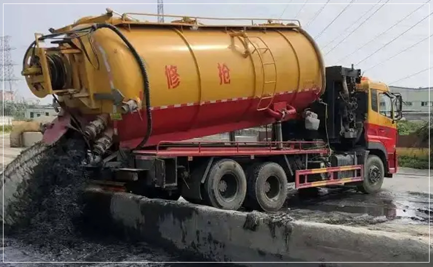 察右前旗沉淀池清理案例